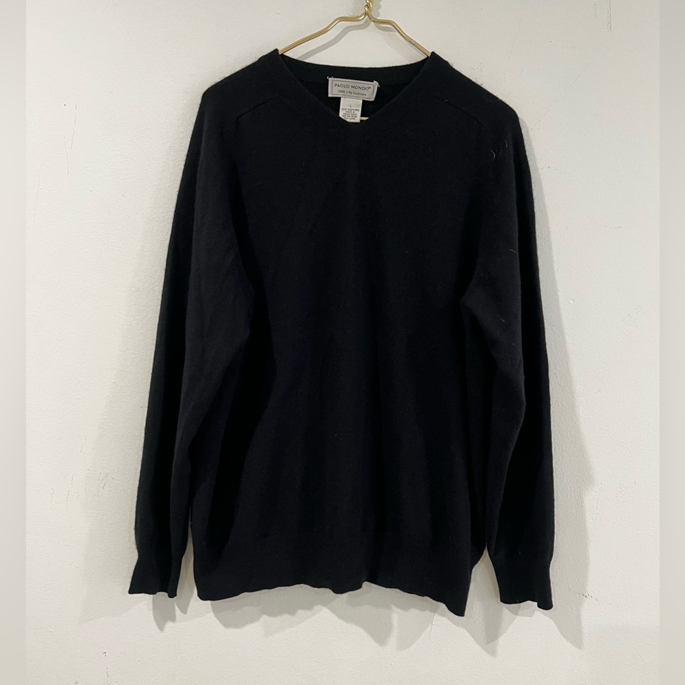 PAOLO MONDO Elegant V-Neck Black Sweater 100 % cashmere  for Men